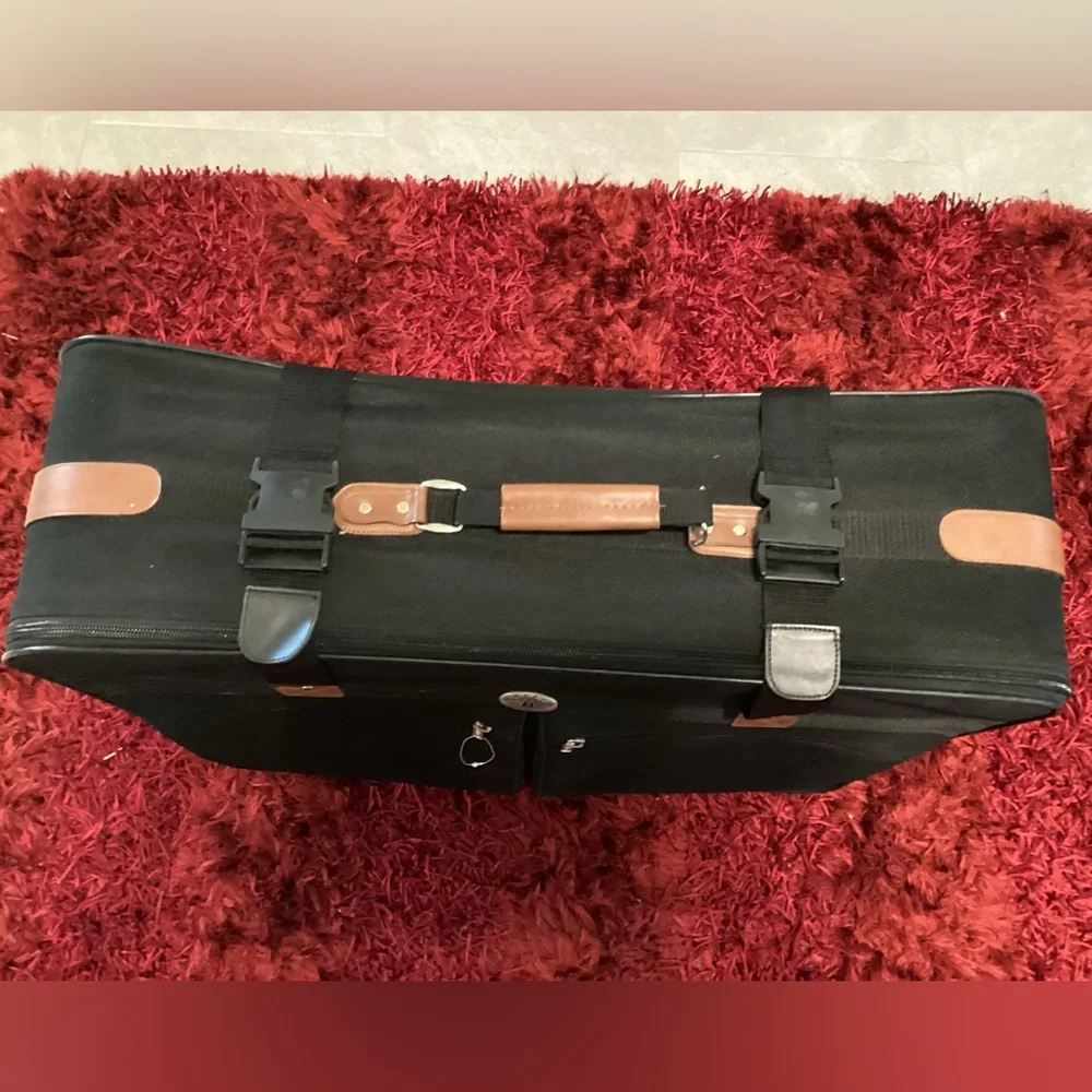 Elegant Black Travel Bag with Leather Accents